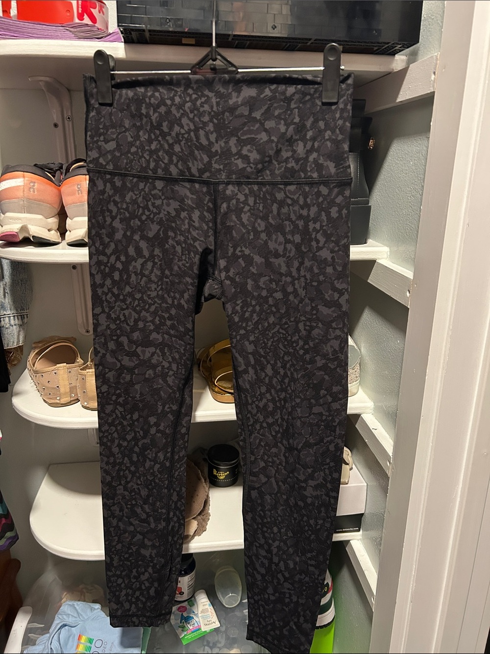 Lululemon Wunder Under Leopard Leggings 25”